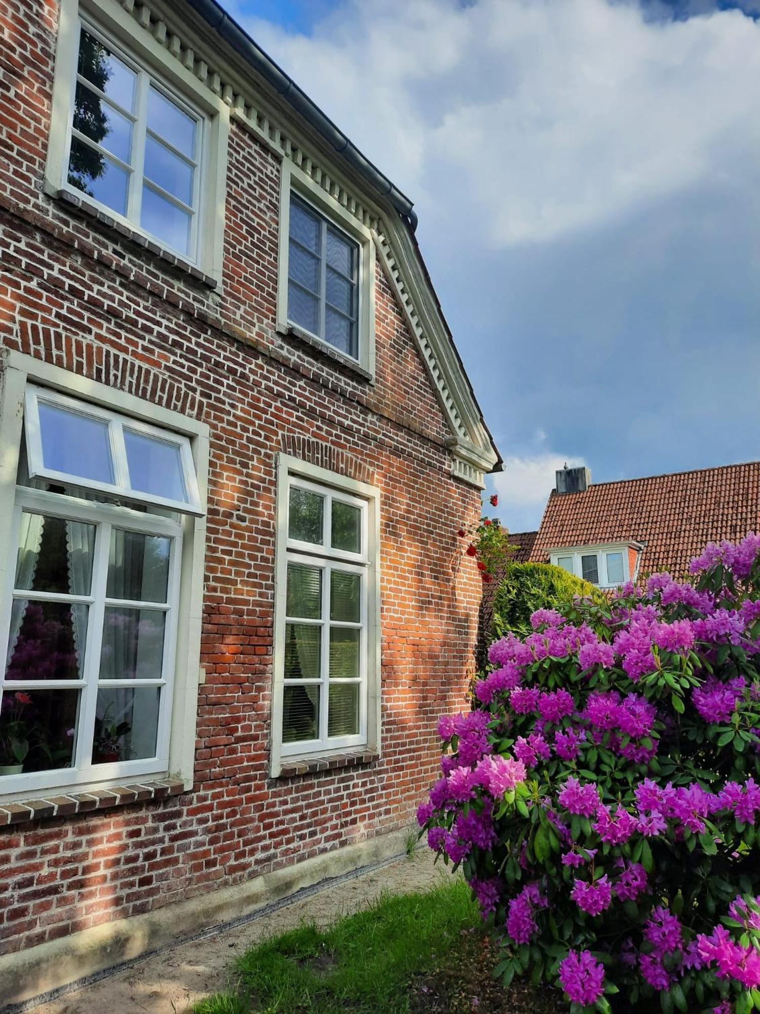 Haus Am Herrenwall Esens Exterior photo
